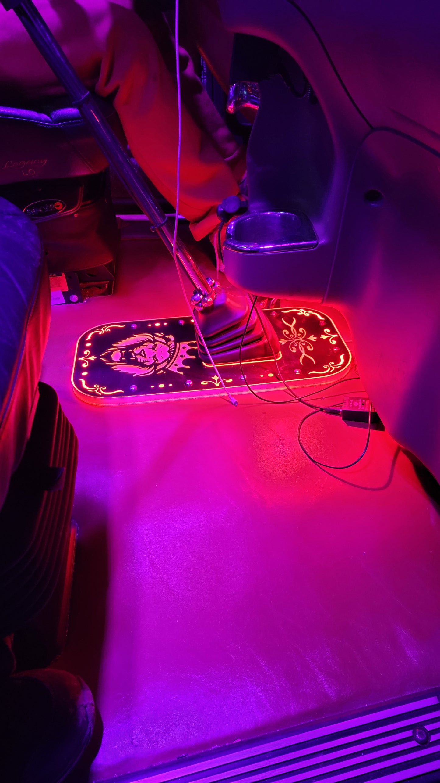 Peterbilt gear shifter floor plate