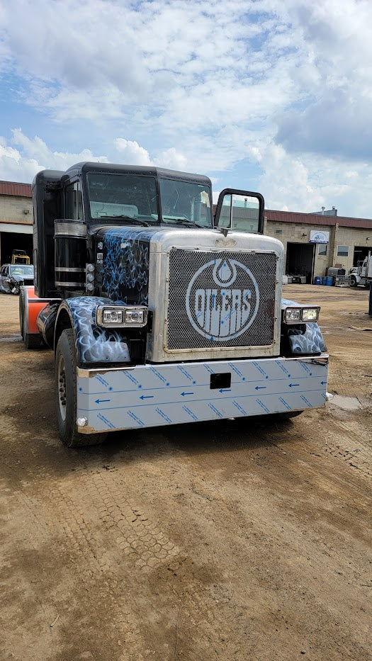 Peterbilt 378 custom design grills.
