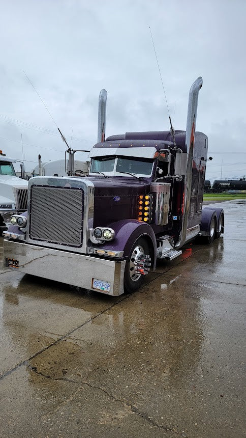 Custom peterbilt non slip pads.